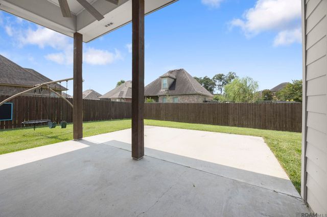 37441 Amalfi Dr, Prairieville, LA 70769