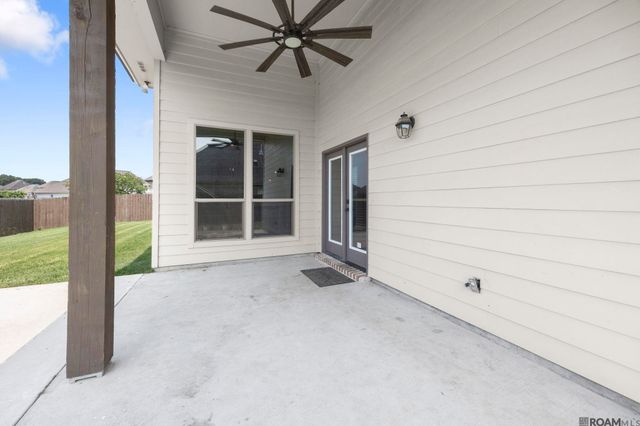 37441 Amalfi Dr, Prairieville, LA 70769