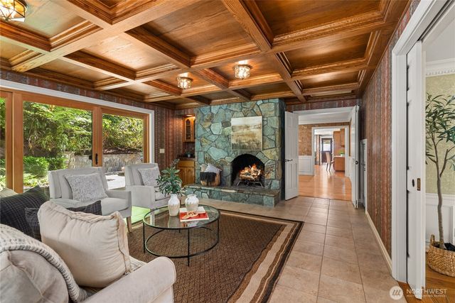4430 Green Cove Street NW, Olympia, WA 98502