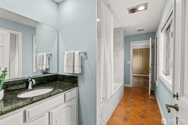 4430 Green Cove Street NW, Olympia, WA 98502