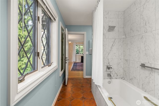 4430 Green Cove Street NW, Olympia, WA 98502
