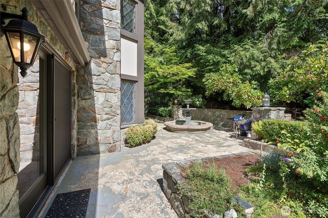 4430 Green Cove Street NW, Olympia, WA 98502