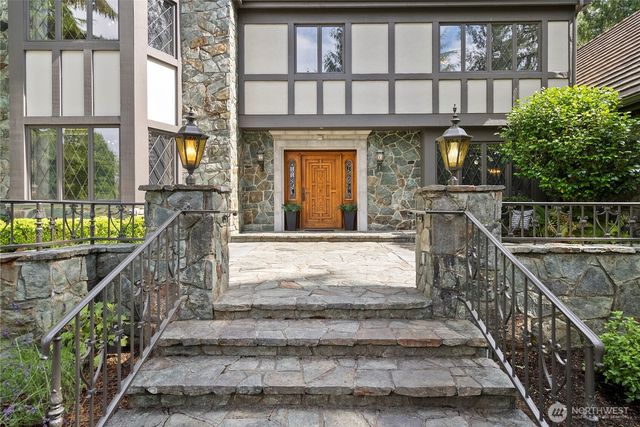 4430 Green Cove Street NW, Olympia, WA 98502