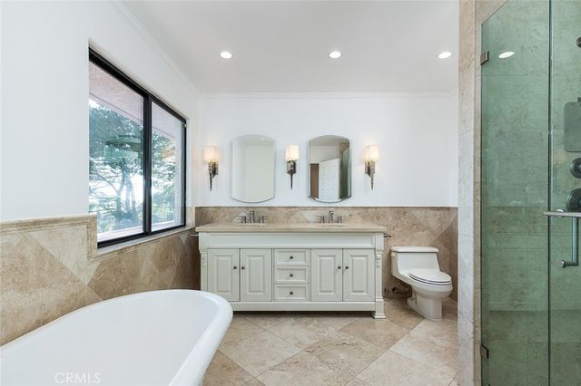 5660 Pine Cone Road, La Crescenta, CA 91214