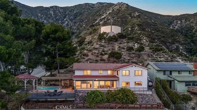 5660 Pine Cone Road, La Crescenta, CA 91214