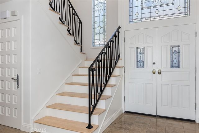 5660 Pine Cone Road, La Crescenta, CA 91214