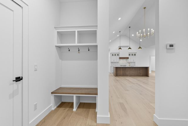 1744 E Cobblestone Drive, Ozark, MO 65721