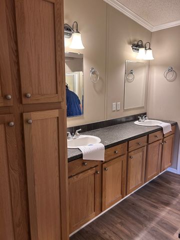 605 Haughton Trace Court, Haughton, LA 71037