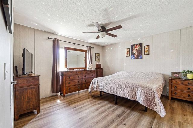 2496 Venture Drive, Gainesville, GA 30506