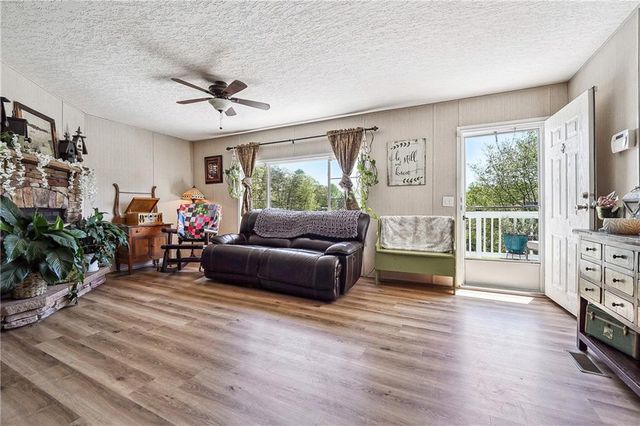 2496 Venture Drive, Gainesville, GA 30506