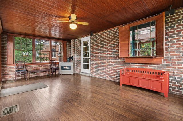 26 Lake Street, Fort Wright, KY 41011