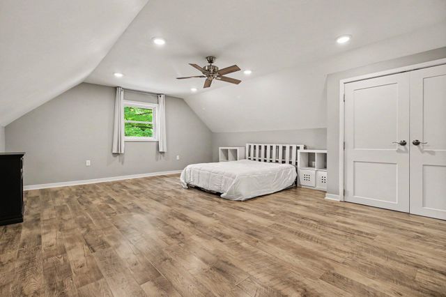 26 Lake Street, Fort Wright, KY 41011