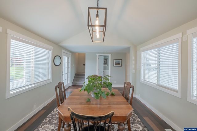 208 NW Lewisburg Av, Corvallis, OR 97330