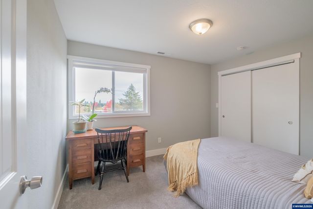 208 NW Lewisburg Av, Corvallis, OR 97330