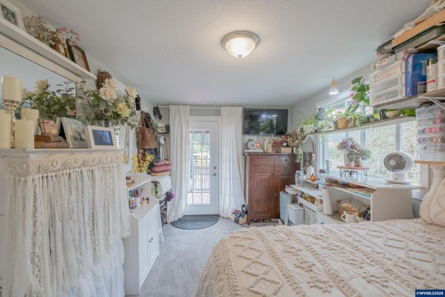 208 NW Lewisburg Av, Corvallis, OR 97330