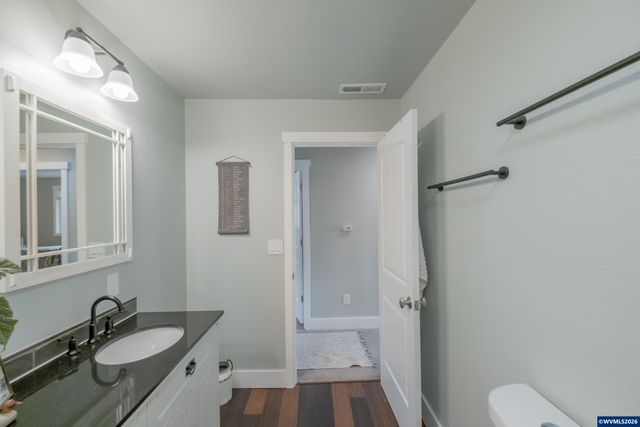 208 NW Lewisburg Av, Corvallis, OR 97330