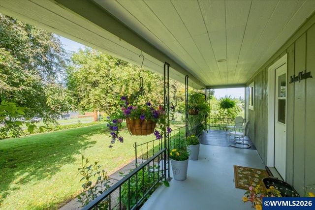 208 NW Lewisburg Av, Corvallis, OR 97330