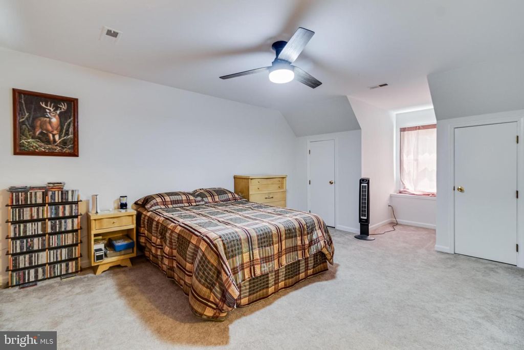 Image 15 of property listing at 39830 STILLWATER WAY, Mechanicsville, MD 20659