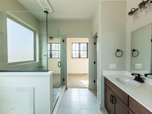 9420 Kimball, Sylvania, OH 43560