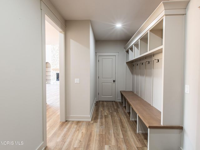 9420 Kimball, Sylvania, OH 43560