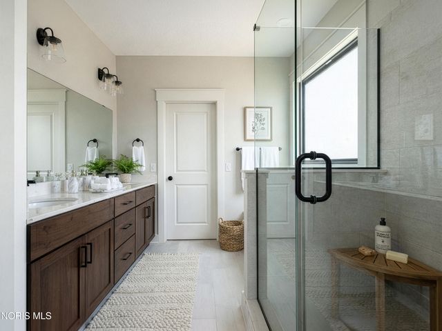 9420 Kimball, Sylvania, OH 43560