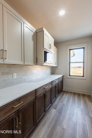 9420 Kimball, Sylvania, OH 43560