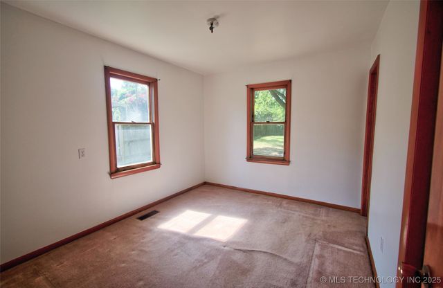 604 Spring, Checotah, OK 74426