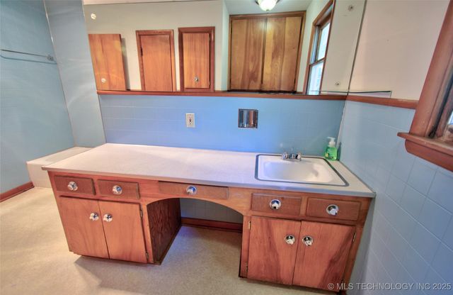 604 Spring, Checotah, OK 74426