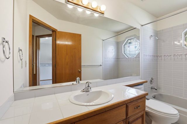 8710 E Boardwalk Ln, Spokane, WA 99212