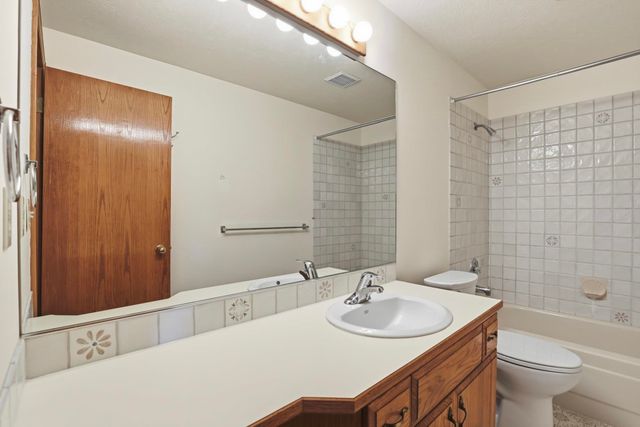 8710 E Boardwalk Ln, Spokane, WA 99212