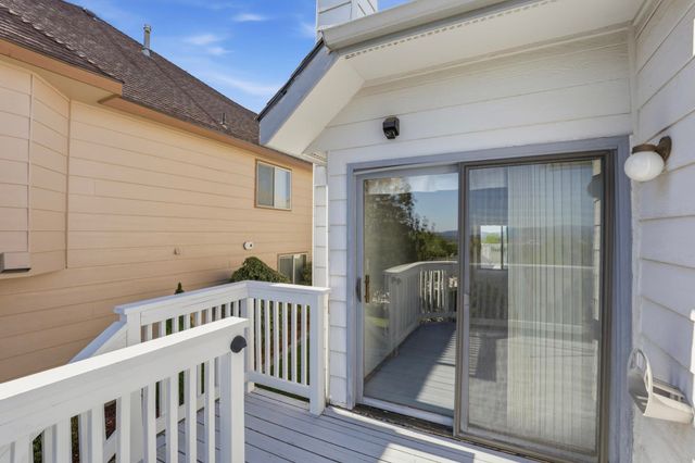 8710 E Boardwalk Ln, Spokane, WA 99212
