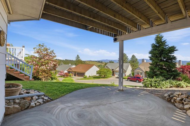 8710 E Boardwalk Ln, Spokane, WA 99212