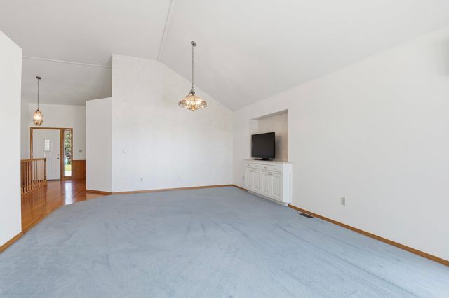 8710 E Boardwalk Ln, Spokane, WA 99212