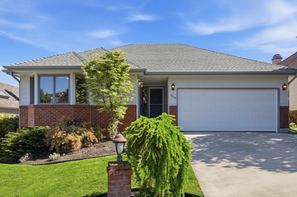 8710 E Boardwalk Ln, Spokane, WA 99212