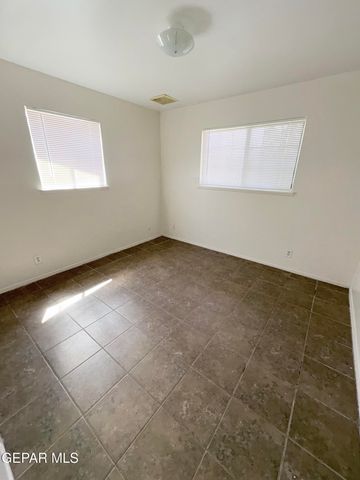 9406 Montgomery Drive, El Paso, TX 79924