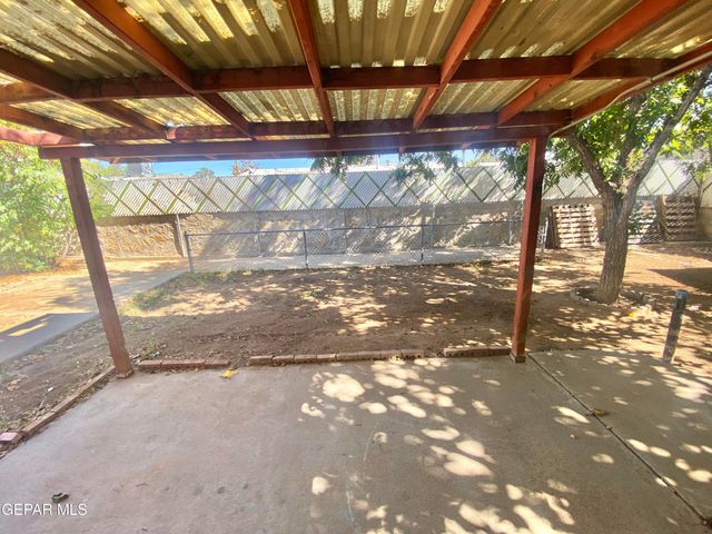 9406 Montgomery Drive, El Paso, TX 79924