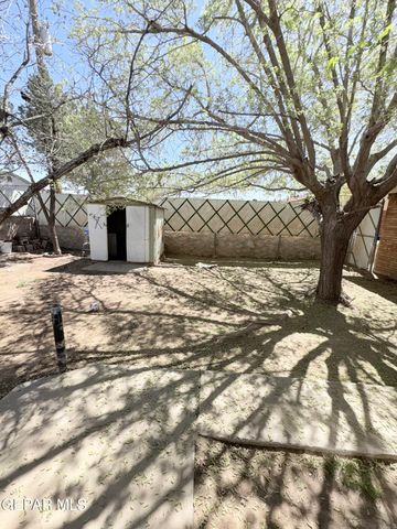 9406 Montgomery Drive, El Paso, TX 79924