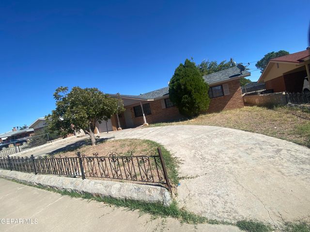 9406 Montgomery Drive, El Paso, TX 79924