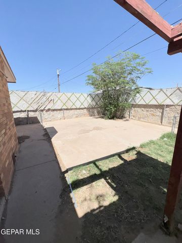 9406 Montgomery Drive, El Paso, TX 79924