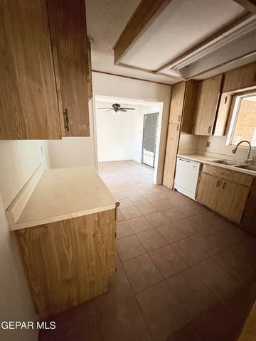 9406 Montgomery Drive, El Paso, TX 79924