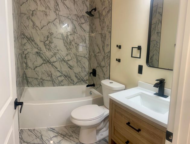 6407 Harrison Avenue, Hammond, IN 46324