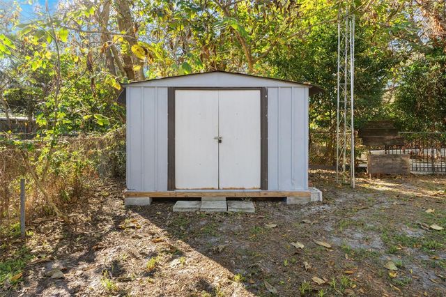 9430 MANGO STREET, New Port Richey, FL 34654