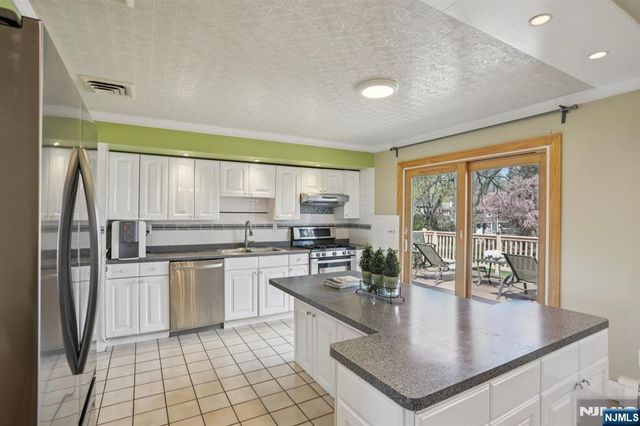 600 Martin Avenue, Oradell, NJ 07649