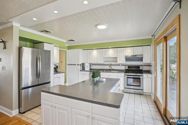 600 Martin Avenue, Oradell, NJ 07649