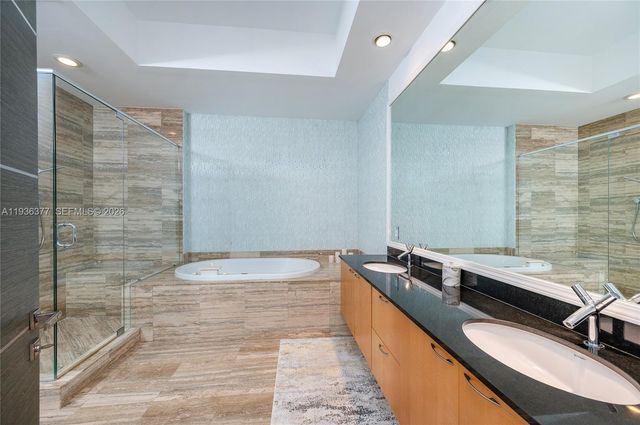 15901 Collins Ave 3807, Sunny Isles Beach, FL 33160