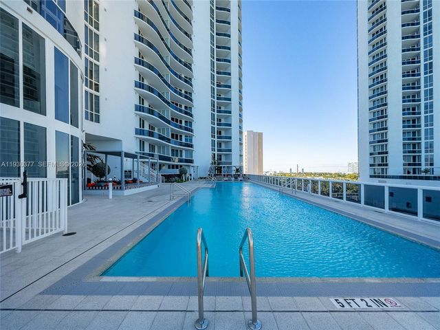 15901 Collins Ave 3807, Sunny Isles Beach, FL 33160