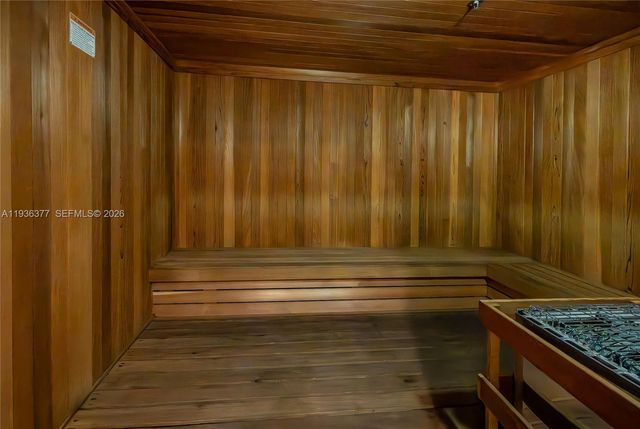 15901 Collins Ave 3807, Sunny Isles Beach, FL 33160