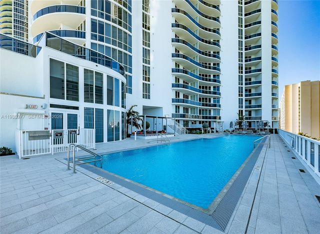 15901 Collins Ave 3807, Sunny Isles Beach, FL 33160
