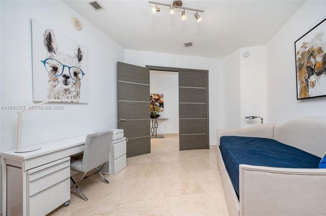 15901 Collins Ave 3807, Sunny Isles Beach, FL 33160