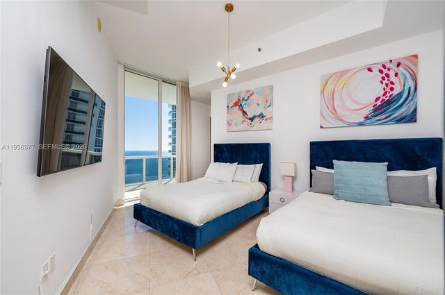 15901 Collins Ave 3807, Sunny Isles Beach, FL 33160